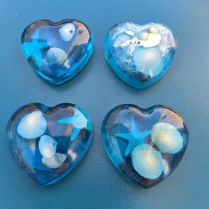 Cœurs Océan x4 — magnet en résine époxy fait main, pièce unique