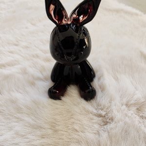 Lapin assis — figurine en résine époxy fait main, pièce unique