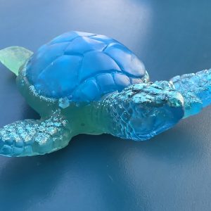 Tortue — figurine en résine époxy fait main, pièce unique